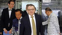Lubomir Zaoralek saat tiba di Komplek Parlemen Senayan, Jakarta.