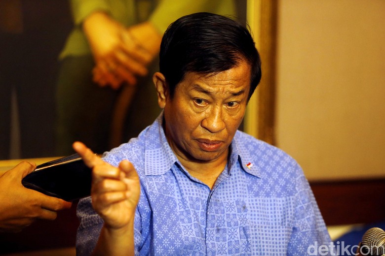 Anomali Sikap Agum Gumelar ke SBY Anomali Sikap Agum Gumelar ke SBY