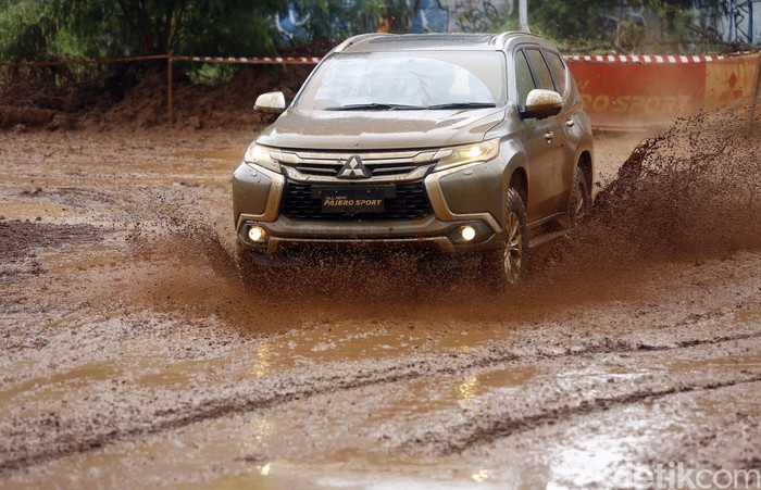 Mitsubishi Pajero Sport