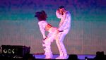 Rihanna Twerking di BRIT Awards 2016