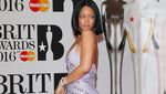 Penampilan Rihanna di Red Carpet BRIT Awards 2016