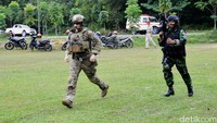 Dari Paskhas 25 personel tim khusus yang ikut dalam latihan bersama ini.