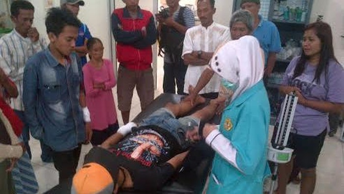 Dua Pelajar Terlibat Tawuran Luka Dibawa ke RS
