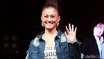 Cincin Emas di Jari Manis Agnez MO