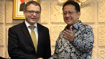 Menlu Ceko Temui Irman Gusman