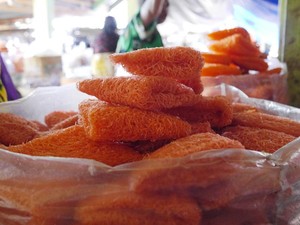 Kue Rambut, Kudapan Renyah dan Manis Khas Alor