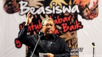 Ahmad Heryawan mengatakan, pendidikan sangat penting untuk sebuah negara. Pool/Agus Trimukti/Humas PLN.