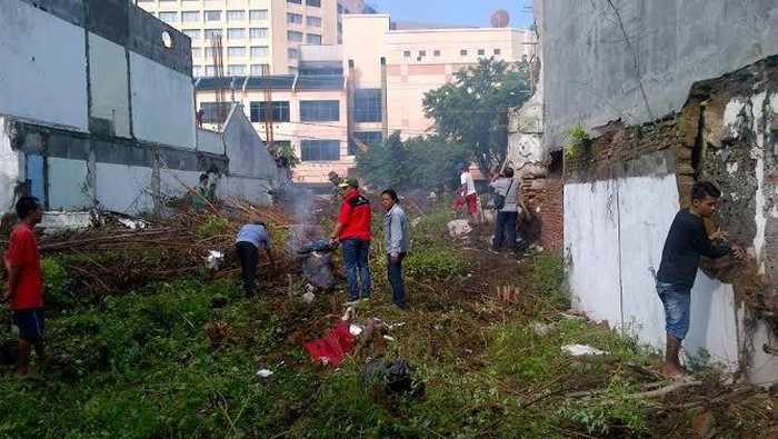 Warga Anggrek Semarang Mulai Lawan Teror Ular Piton