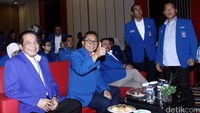 Seluruh pengurus harian DPP PAN dan anggota F-PAN DPR RI hadir dalam acara ini.