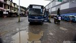 Terminal Bus Cibinong Rusak Parah