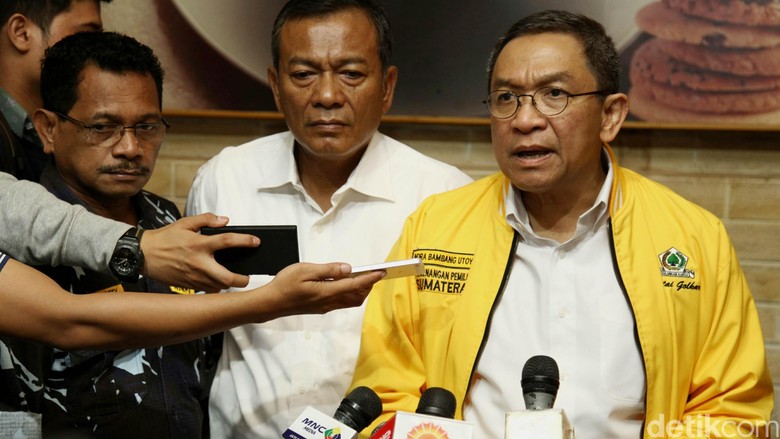 Desakan DPD I Gelar Munaslub, Ketua Golkar: Itu Tak Bisa Dilawan Desakan DPD I Gelar Munaslub, Ketua Golkar: Itu Tak Bisa Dilawan