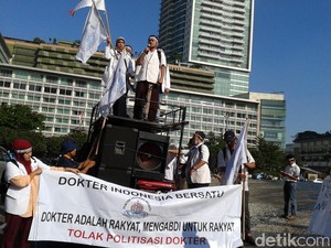 Tuntut Reformasi JKN, Ratusan Dokter Demo di Bundaran HI 29 Februari