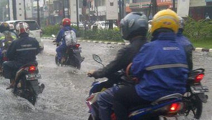 Penampakan Beberapa Genangan Air di Jakarta