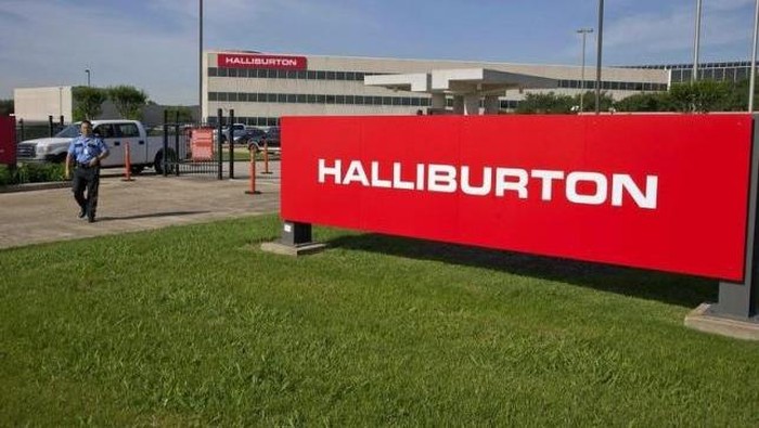 Perusahaan penyedia jasa pengeboran minyak, Halliburton.