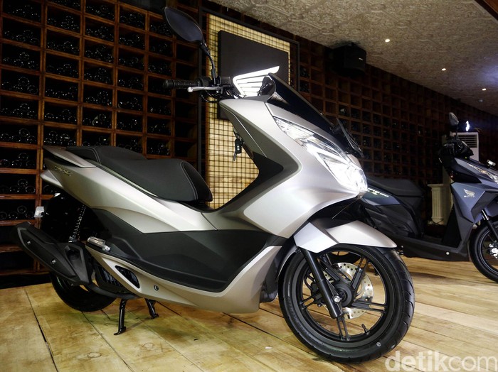 Kapan Honda Produksi PCX di Indonesia?