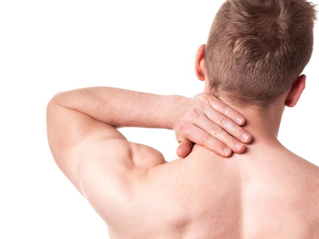 4 Cara Mengatasi Nyeri Leher Akibat Kecanduan Internet