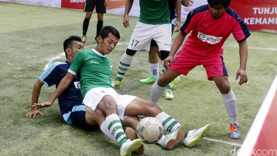 Pesepakbola Nasional Ikuti Kompetisi AIA Championship 2016