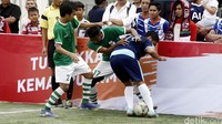 Pada pertandingan tersebut peraih juara pertama akan berangkat mewakili Indonesia bersama Bambang Pamungkas dalam kompetisi regional AIA Championship melawan delapan negara Asia Pasifik (kawasan operasional AIA) lainnya di Hong Kong pertengahan Maret mendatang.