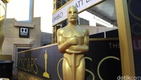 Piala Oscar jadi penghargaan tertinggi untuk insan film Amerika Serikat dan dunia.
