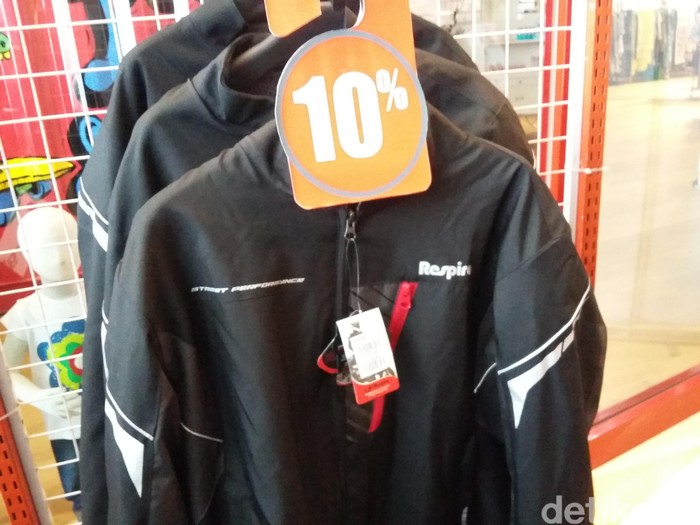 Penjualan Motor Lesu, Apparel Terkena Dampaknya