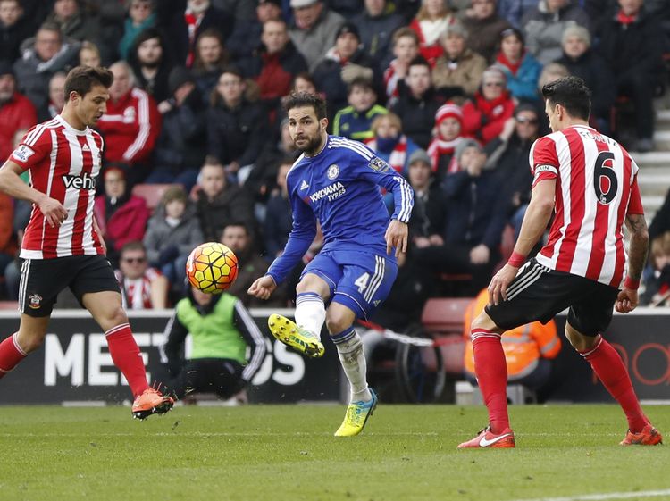 Chelsea Kalahkan Soton 2-1