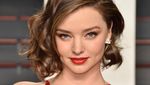 Miranda Kerr, Hot in Red!