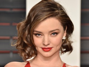 Tidak Suka Pesta, Miranda Kerr Mengaku Anak Rumahan