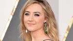 Pesona Saoirse Ronan di Red Carpet Oscar 2016
