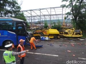 Penyebab Kecelakaan Bus APTB di Jagorawi, Polisi: Pengemudi Kurang Hati-hati