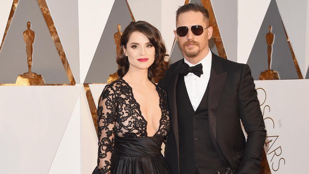 Tom Hardy dan Charlotte Riley