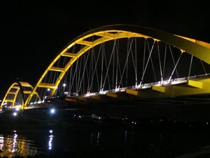 Habis Tonton Gerhana di Palu, Mampirlah ke Jembatan Unik Ini