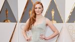 Sederet Bintang Ini Juga Memesona di Red Carpet Oscar 2016 (2)
