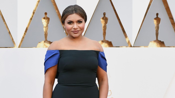 HOLLYWOOD, CA - FEBRUARY 28:  Actress Mindy Kaling attends the 88th Annual Academy Awards at Hollywood & Highland Center on February 28, 2016 in Hollywood, California.  (Photo by Jason Merritt/Getty Images)