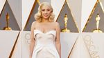 Lady Gaga Anggun Bergaun Putih di Oscar 2016