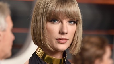Taylor Swift Superseksi di Pesta Oscar Vanity Fair 2016