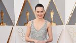 Sederet Bintang Ini Juga Memesona di Red Carpet Oscar 2016 (1)