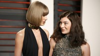 Taylor Swift memang memiliki banyak sahabat. REUTERS/Danny Moloshok/detikFoto.