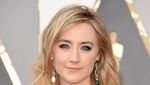 Pesona Saoirse Ronan di Red Carpet Oscar 2016