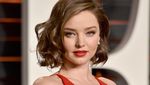 Miranda Kerr, Hot in Red!