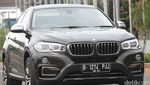 Mencicipi Kenyamanan BMW X6
