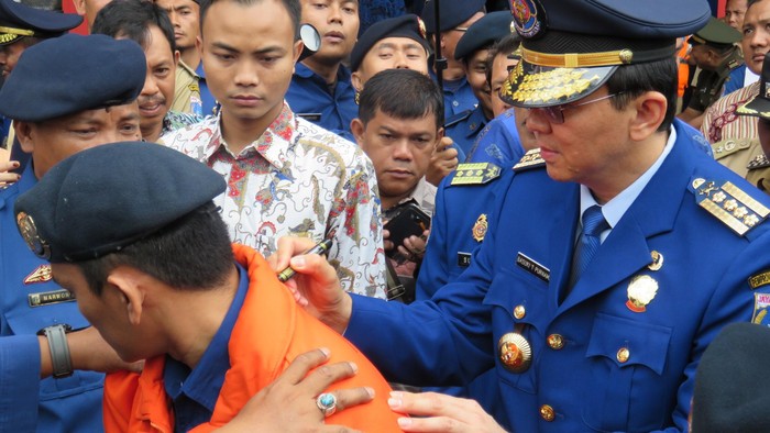 Ahok Minta Petugas Pemadam Kebakaran DKI Sigap Tangani Keadaan Darurat