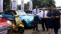 Grand prize disertai berbagai hadiah yang menggiurkan dimaksud tentunya merupakan upaya Panin Bank meningkatkan minat masyarakat untuk menabung dan memberikan opsi berinvestasi dengan hasil yang menarik ditambah keberuntungan memperoleh hadiah-hadiah lainnya yang tersedia. Pool/dok. Panin Bank.