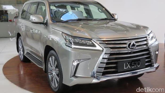 Lexus Siapkan SUV dan Sedan Baru