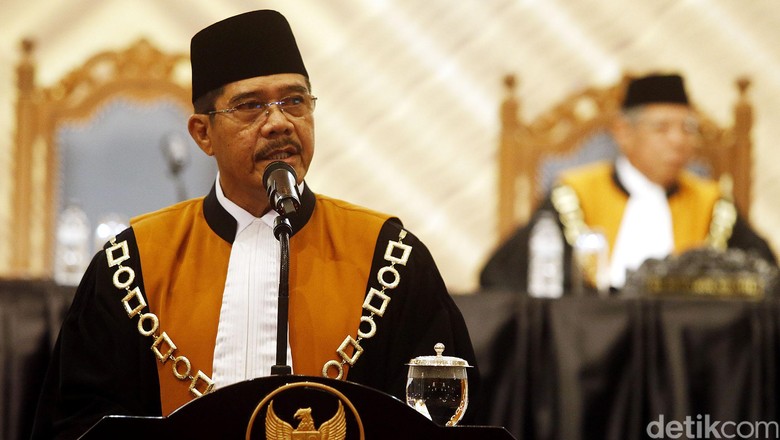 Ketua MA Lantik 32 Ketua Pengadilan Tinggi Ketua MA Lantik 32 Ketua Pengadilan Tinggi