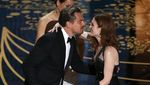Leonardo DiCaprio dan Piala Oscar Perdananya