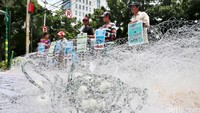 Demontrasi tersebut berlangsung tertib dan damai.