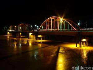 Wisata Gerhana di Jambi, Jelajah Suku Anak Dalam Hingga Nobar di Jembatan Beatrix