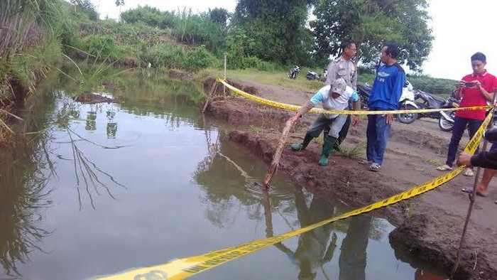 Bocah TK Tewas Mengapung di Kubangan Bekas Tambang Pasir
