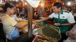 Sandiaga Uno Sapa Pedagang Pasar Senen