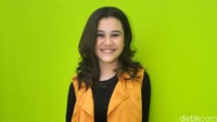 Aaliyah juga enggan jika dibandingkan dengan Reza. Pool/Ismail/detikFoto.